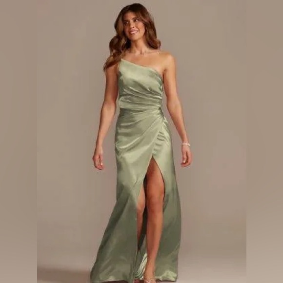 David Bridal ONE-SHOULDER BRIDESMAID DRESS, EUCALYPTUS, 0 - Picture 2 of 3